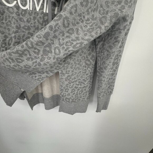 Calvin Klein Womens Grey Leopard Print Cowl Neck Sweatshirt top size 2XL - Picture 6 of 11